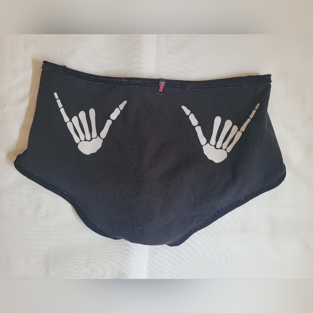 NWT Victoria's Secret Black Skeleton Print Boyshorts S